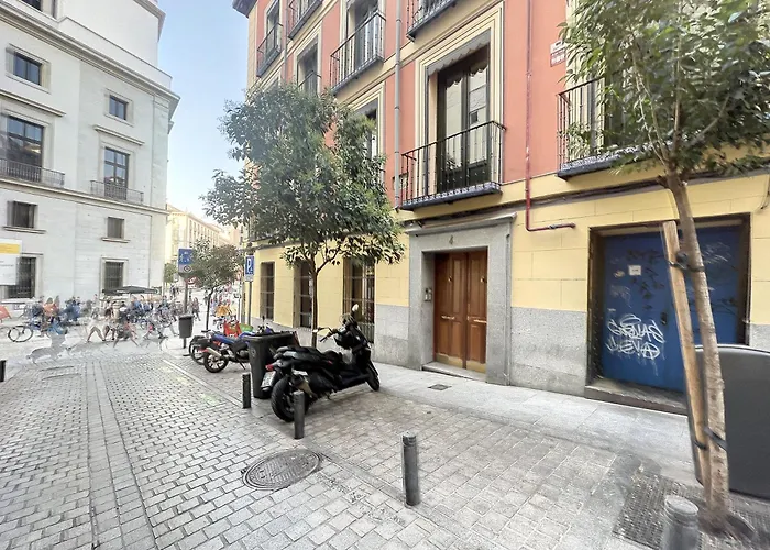 Urbantec Realty - Palacio Real - Opera
