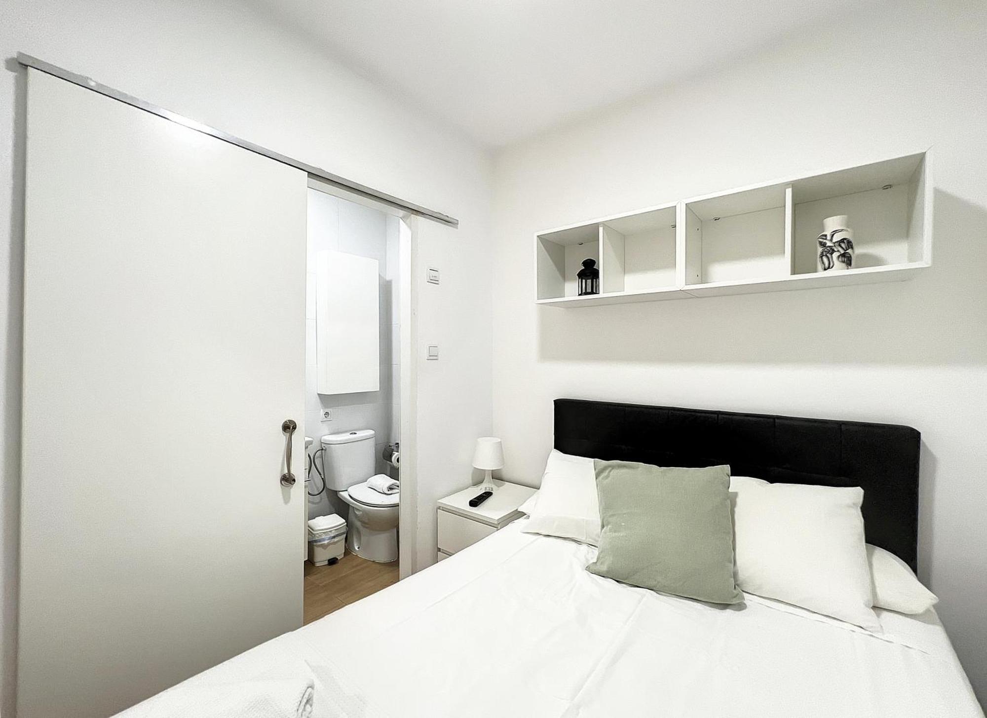 Urbantec Realty - Palacio Real - Opera Appartamento *